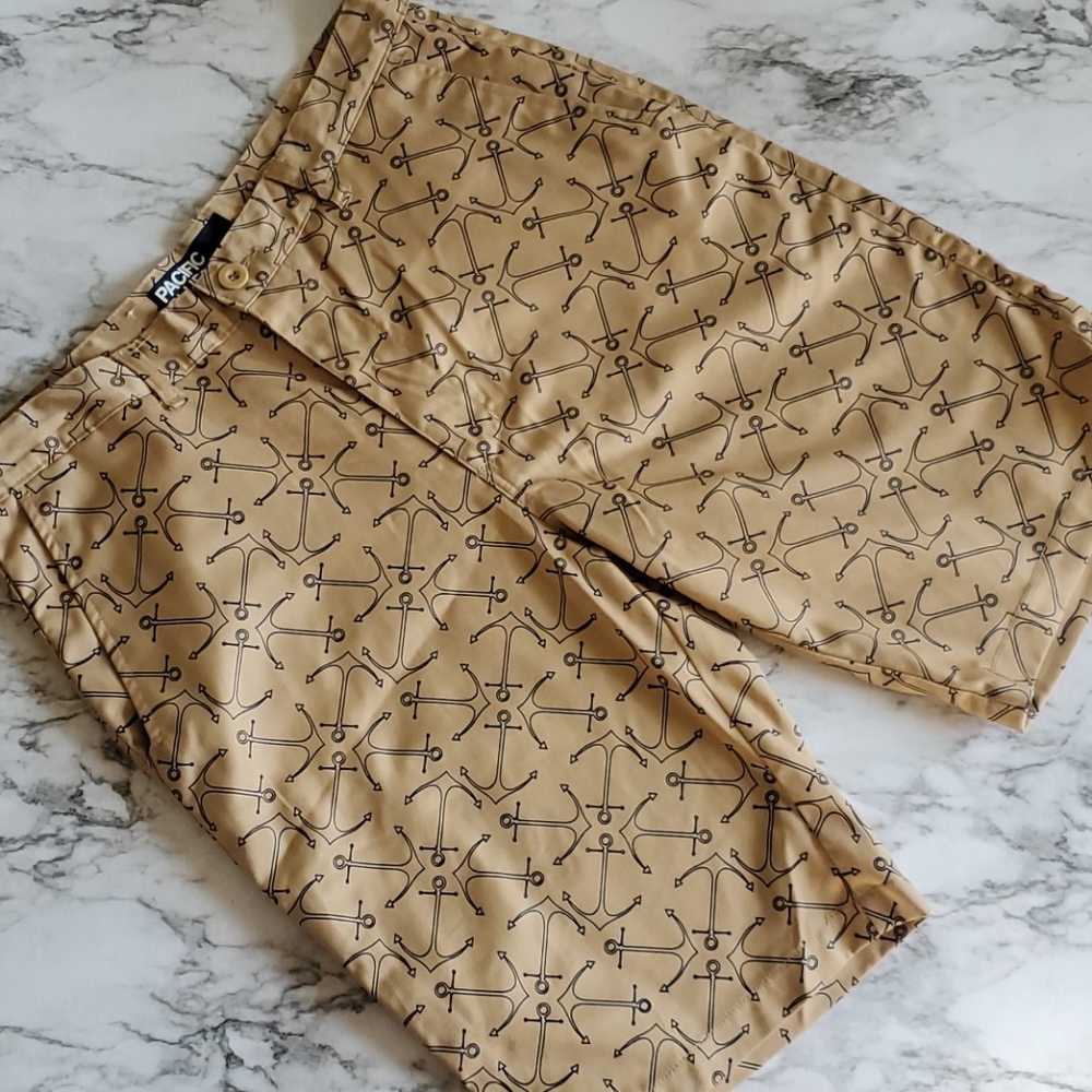 Pacific Blue printed shorts size 32